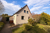 Bild 1 - Idyllisches Wohnen in Leipzig-Portitz - Haus mit Garten und Charme