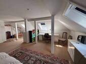 Großzügiges Zimmer im Obergeschoss - 