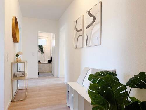 Flur - Etagenwohnung mit 62,90 m&sup2; in Hanau zum Kaufen