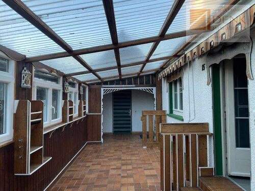 überdachte Terrasse - 4 Zimmer Doppelhaushälfte in Schweinfurt