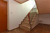 Treppe zum Kellergeschoss - 