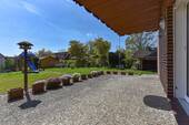 teilüberdachte Terrasse mit Südausrichtung - 