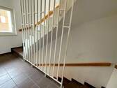 Treppenhaus - Etagenwohnung mit 70,00 m&sup2; in Isenbüttel zur Miete