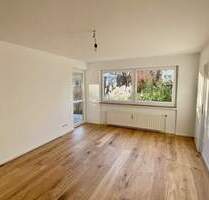 Freie, ruhige 2-Zimmerwohnung mit schöner Westterrasse - Besichtigung SA 27.12. nach Vereinbarung - München Aubing-Lochhausen-Langwied