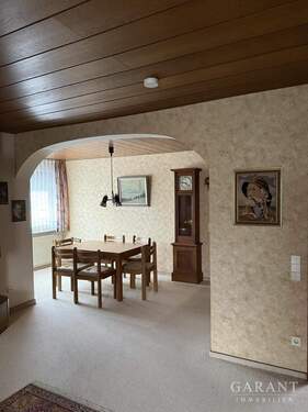 Essplatz - 6 Zimmer Reihenendhaus in Weinstadt