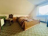 Schlafzimmer DG - 