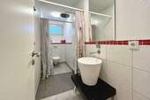 Badezimmer Untergeschoss - 
