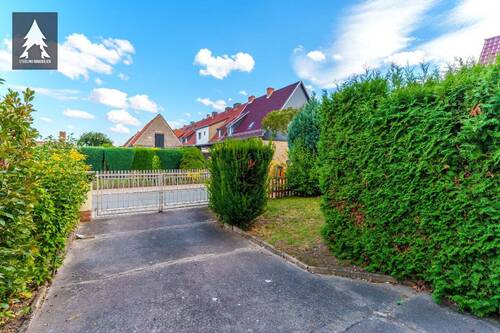 Zufahrt Garage - 