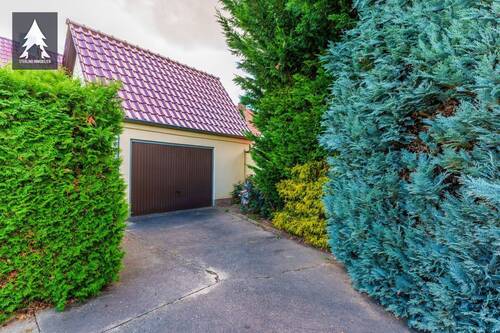 Garage - 
