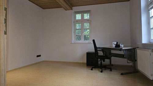 Zimmer EG ab 01.12.25 - 