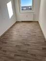 Schlafzimmer - Etagenwohnung mit 50,00 m&sup2; in Bitterfeld-Wolfen zur Miete