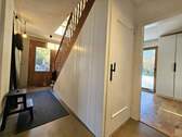 Flur im Erdgeschoss - Einfamilienhaus mit 184,00 m&sup2; in Rosenfeld Leidringen zum Kaufen