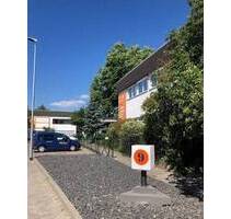 Teilmöbliertes, schönes Büro (A) 14m², Hochparterre, Designboden, Glasfaser I-Net. E-Ladestation, beste Verkehrsanbindung - Mainz Hechtsheim