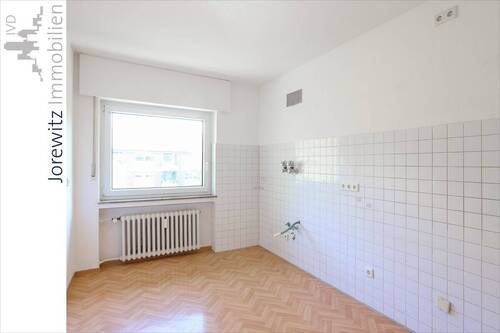 004 - Küche - Etagenwohnung mit 78,70 m&sup2; in Bielefeld / Senne zur Miete