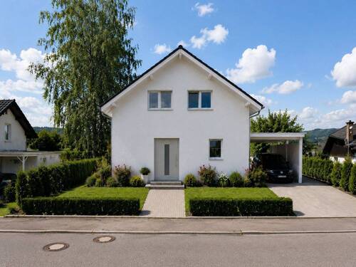 Bild 3 - 5 Zimmer Einfamilienhaus in Singen (Hohentwiel)