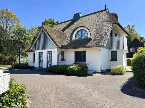 Hausansicht - 2 Zimmer Etagenwohnung in Wieck a. Darß