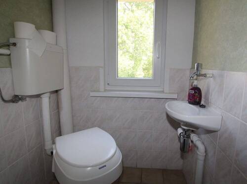 WC - 