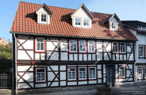Aussenansicht - 5 Zimmer Mehrfamilienhaus, Wohnhaus zum Kaufen in Bad Langensalza