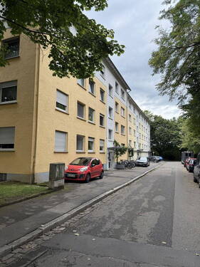 Bild 1 - Renoviert, Bezugsfreie und Provisionsfreie 3 Zimmer Wohnung in Zähringen