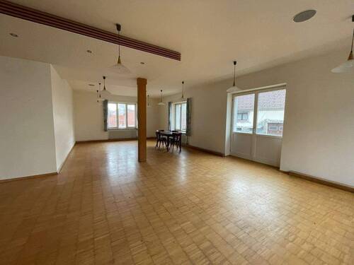 Gewerbe 1 - Mehrfamilienhaus, Wohnhaus mit 317,10 m² in Böttingen zum Kaufen