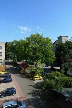 Außenanlage - Single-Wohnung an der Spree - 380,00&nbsp;EUR Kaltmiete, ca.&nbsp; 38,00&nbsp;m&sup2;&nbsp;Wohnfl&auml;che