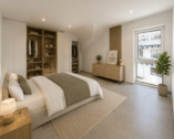 Schlafzimmer 1 möbliert - Etagenwohnung mit 104,60 m&sup2; in Oberhonnefeld-Gierend zur Miete