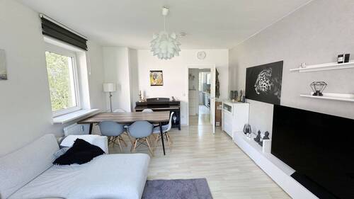 Geräumiges Wohn-/Esszimmer - 3 Zimmer Etagenwohnung in Essen