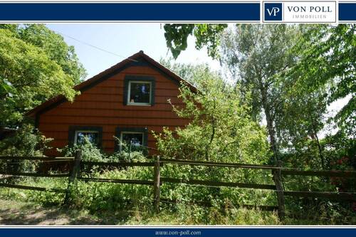 Titelbild - Resthof mit Pferdestall (5 bzw. 10 Boxen) und Weideland