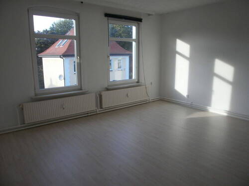 geräumiges Wohnzimmer.... - 2 Zimmer Etagenwohnung in Hohenlockstedt