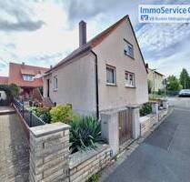 Einfamilienhaus mit Terrasse und Stellplatz - Hersbruck