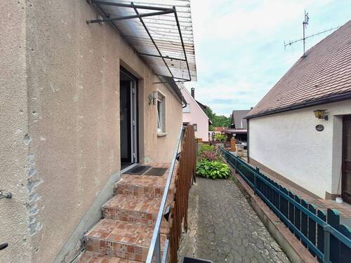 Hauseingang - Einfamilienhaus mit 97,10 m² in Hersbruck zum Kaufen