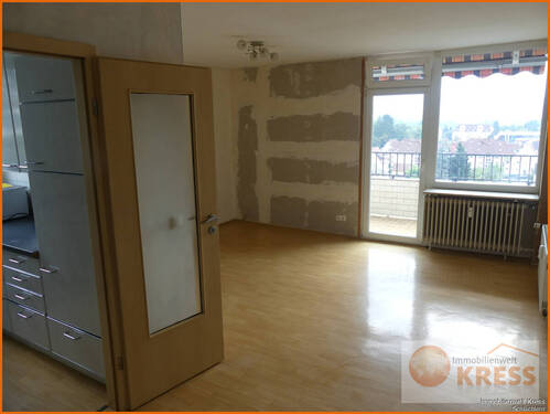 Bild 1 - Reserviert!!! Sanierte 2-Zimmer ETW mit EBK, Balkon und Garage in Bad Soden-Salmünster