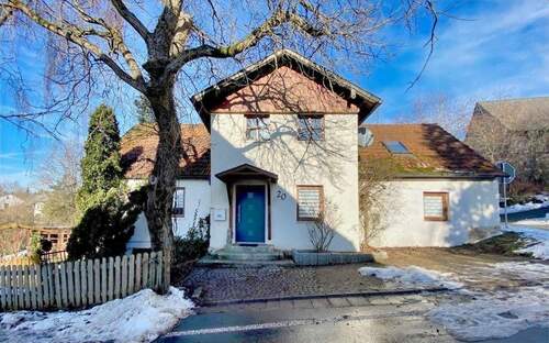 Außenansicht - 3 Zimmer Einfamilienhaus zum Kaufen in Creußen