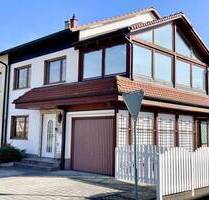 ideal für die große Familie: Doppelhaushälfte in Weil am Rhein OT Haltingen