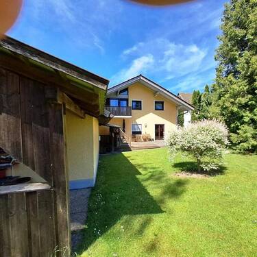 Ansicht Ost Haus II mit Garten - 