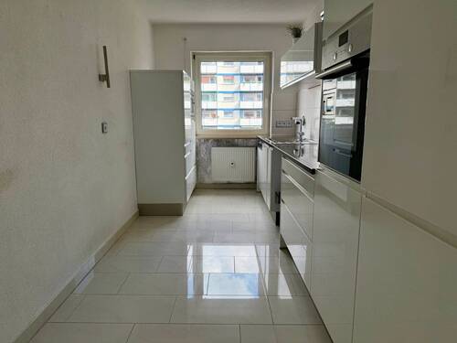 Küche mit Einbauküch - 