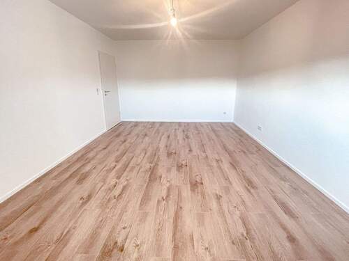 Wohnzimmer - 3 Zimmer Etagenwohnung in Düsseldorf