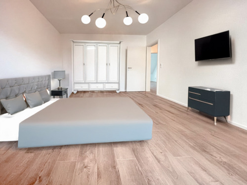 Schlafzimmer (Möbiliert) - Etagenwohnung mit 76,90 m&sup2; in Düsseldorf zum Kaufen