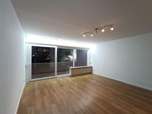 Wohnzimmer - Etagenwohnung mit 60,00 m&sup2; in Hürth zur Miete