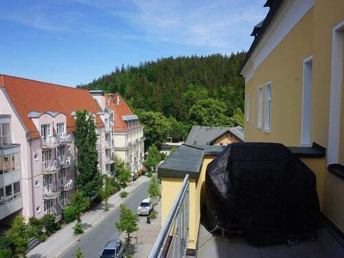 Terrasse Blick Marienquelle - 2 Zimmer Etagenwohnung zum Kaufen in Bad Elster