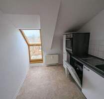 Dachgeschoss + zzgl. EBK *** !!! Bad mit Fenster Balkon an der Küche ! - Chemnitz Kaßberg