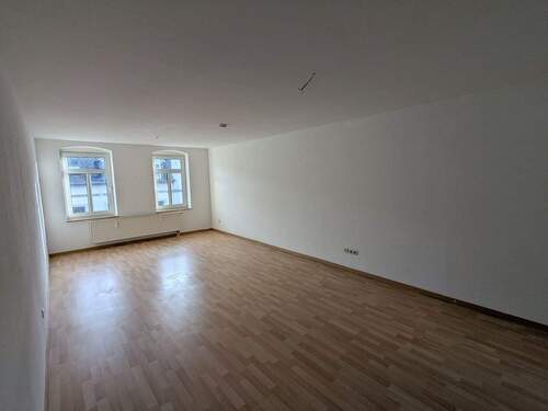 Wohnzimmer - 2 Zimmer Etagenwohnung in Chemnitz