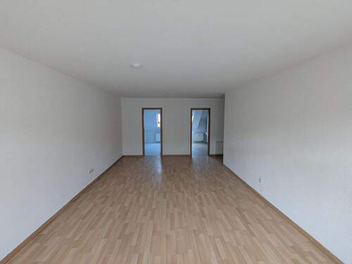 Wohnzimmer - Etagenwohnung mit 63,50 m&sup2; in Chemnitz zur Miete