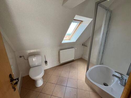 004020156800_302_341_20072025170948571 - 