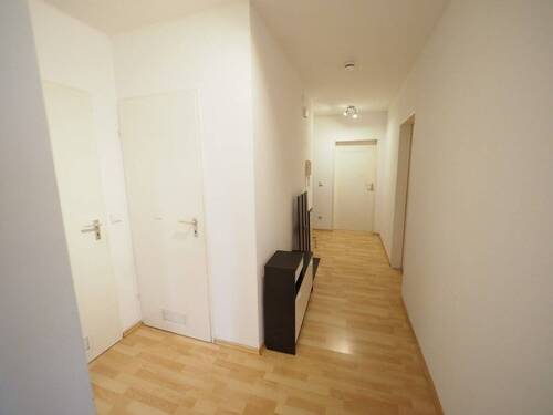 Flur - 3 Zimmer Etagenwohnung in Neuburg an der Donau