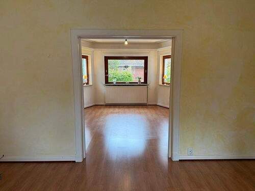 Wohnzimmer - 3 Zimmer Bungalow in Hamburg