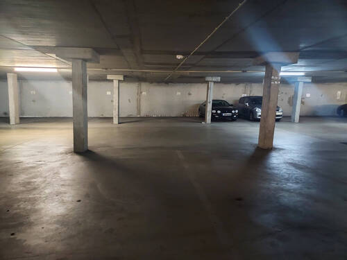 TG-Mitte Beispielfoto 1.jpg - ***Tiefgaragen-Stellplätze - im Thermengebiet Bad Griesbach***