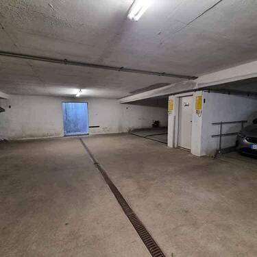 Tiefgarage - 