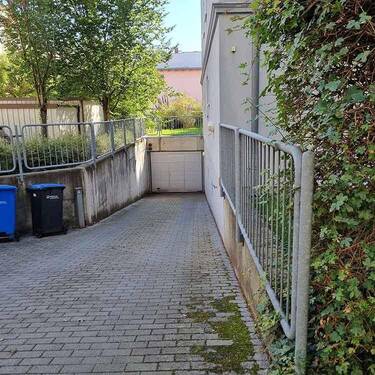 Einfahrt Tiefgarage - 