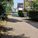 Straßenansicht / Zufahrt zum Grundstück - 
